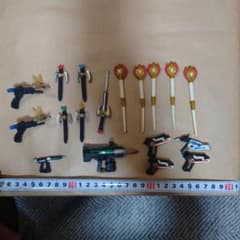な*ん様 戦隊ヒーローソフビ用 武器アクセサリー 18点セットのサムネイル
