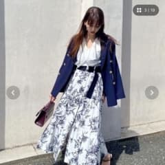 snidel ベルティッドタックスカートのサムネイル