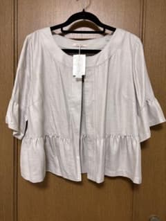 ローズティアラ　ジャケット グレージュ　サイズ46のサムネイル