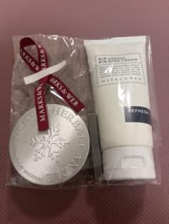 MARKS&WEB ボディクリーム＆キャンドルセットのサムネイル