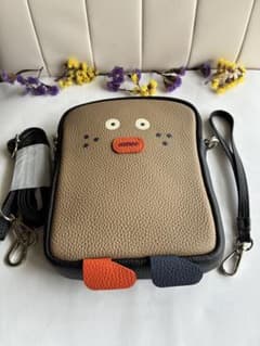 キャラクターデザイン ミニショルダーバッグ本革のサムネイル