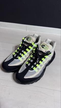 Nike Air Max 95 デンハムコラボ　ブラック/ネオンイエローのサムネイル