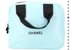 CHANEL ノベルティポーチのサムネイル