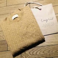 美品♡ラインケーブルニットのサムネイル