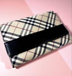 美品✨BURBERRY バーバリー ・マルチケース・母子手帳ケース ノバ