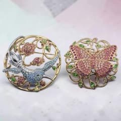 超美品✨️スワロフスキー　2002年限定　クリスタル　ピン　ブローチ　2個セット 超美品✨️スワロフスキー 2002年限定 クリスタル ピン ブローチ 2個