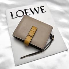 ◇極美品◇ロエベ　バイフォールドウォレット　マルチカラー　アナグラム　レザー ◇極美品◇ロエベ バイフォールドウォレット マルチカラー アナグラム