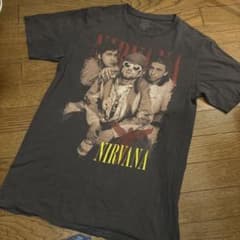 NIRVANA バンドTシャツ Mサイズ　ニルバーナ　カードコバーンのサムネイル