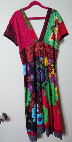Desigual 花柄 Vネック 半袖ワンピース レッドのサムネイル