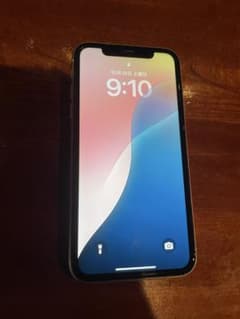 Apple iPhone 11 ホワイト 128GB simフリーのサムネイル