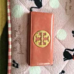 トリーバーチ がま口長財布のサムネイル