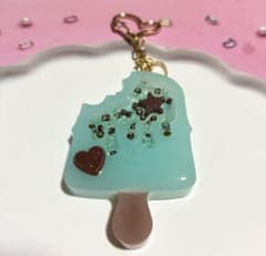アイスキャンディーチャーム♡チョコミントのサムネイル
