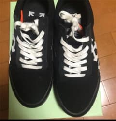 off-white バルカナイズスニーカー 値下げのサムネイル