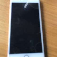 iPhone 8 Gold 64 GB Softbankのサムネイル