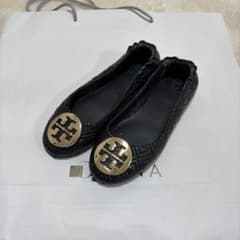 Tory Burch 黒 フラットシューズのサムネイル