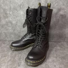 Dr.Martens 1914 14ホール UK4 サイドジップ シボ加工 黒 Dr.Martens 1914 14ホール UK4 サイドジップ シボ加工 黒 - メルカリ