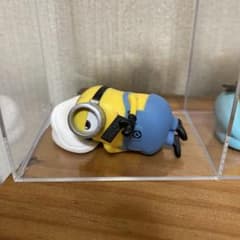 ミニオン カプセルトイ 横たわるデザインのサムネイル