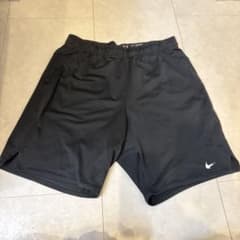 Nike ブラック ショートパンツ DV5293-010のサムネイル