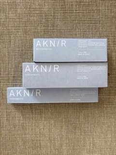 AKN/R ホワイトニングジェル・歯磨き粉・歯ブラシセット　アクニー　梨花のサムネイル