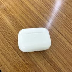 Apple AirPods Pro 充電ケース 本体 第1世代のサムネイル