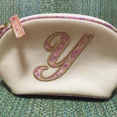 お値引価格 AFTERNOONTEAのイニシャルポーチのサムネイル