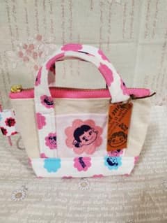 ぺこちゃんポーチ　レジ袋用　ミニトートポーチ　ハンドメイドのサムネイル