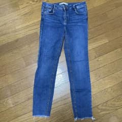 ZARA スキニーデニム ジーンズのサムネイル