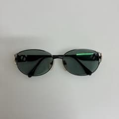 Yves Saint Laurent サングラス YSLロゴのサムネイル
