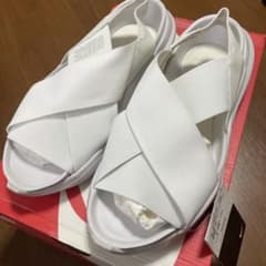 新品☆NIKE サンダル プラクティスク 27cmのサムネイル