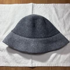 グレー バケットハットのサムネイル
