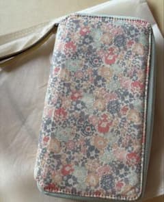 ほぼ日手帳weeksカバーのサムネイル