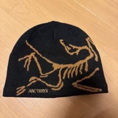 ARC'TERYX ニット帽 ブラック/ゴールド ARC'TERYX ニット帽 ビーニー ブラック×ゴールド - メルカリ