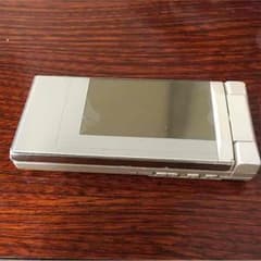 【ジャンク品】docomoガラケー  クビが回るシステムのサムネイル