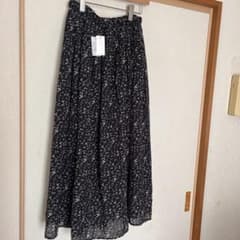 ロングスカート　新品　Lサイズ　値下げのサムネイル