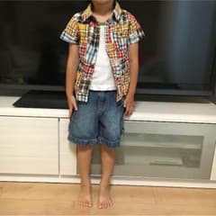 上下セット  カラーシャツ  デニムパンツのサムネイル