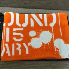 P-chan様 専用 AAA 10th anniversary タオル 橙のサムネイル