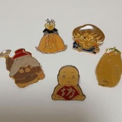 千と千尋の神隠し　ピンズ　ピンバッジ　バッチ　レア　当時　坊　まとめて 千と千尋の神隠し ピンズ ピンバッジ バッチ レア 当時 坊 まとめて