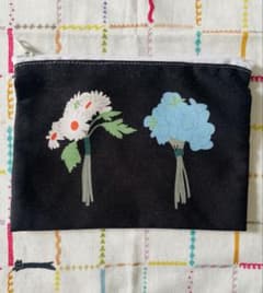Tartine フラットポーチ ミニポーチ ポーチ 花束 フラワー 花柄のサムネイル