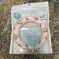 クールネック イチゴ Sサイズ