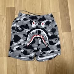 A Bathing Ape カモフラージュ ショートパンツ M 今週いっぱいのサムネイル