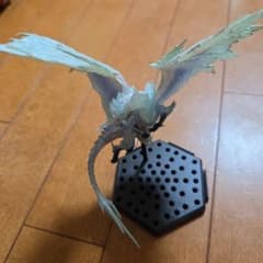 氷属性 ドラゴン フィギュアのサムネイル
