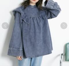 美品　KBF ケービーエフ　タンガリーフリルブラウス　フリーサイズ　ブルー