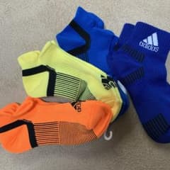新品　アディダス adidas 靴下　４足セットのサムネイル