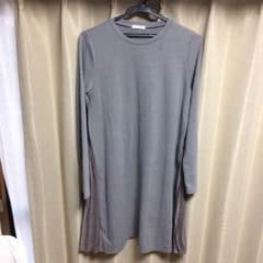 グレー ワンピースのサムネイル