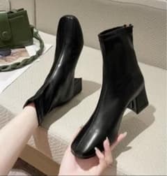ブーツのサムネイル