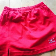 テニスのスコートのサムネイル