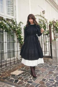Her lip to Two-Tone Ruffled Lace Dressのサムネイル