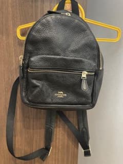 COACH ブラック レザー ミニリュックのサムネイル