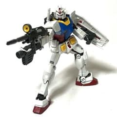 ガンプラRG　ガンダム　Ver.1.0　組み立て済　ジャンク品のサムネイル
