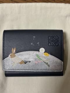 LOEWE 三つ折り財布 スナフジタ ウサギモチーフ - メルカリ